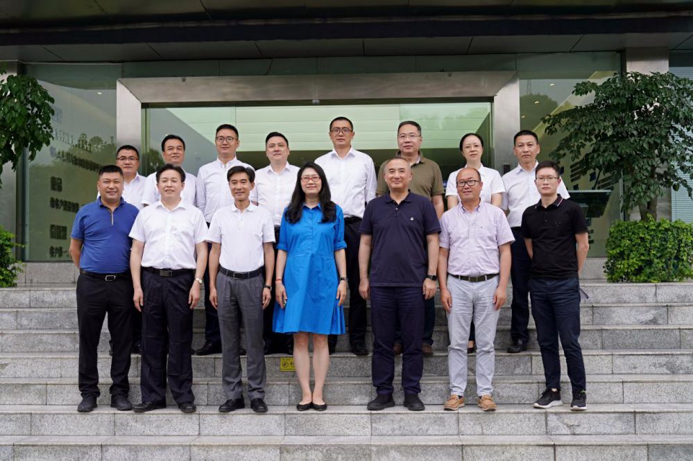袁剛董事長帶隊赴迪馬工業(yè)考察調(diào)研