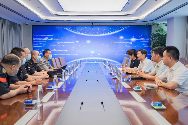 集團(tuán)黨委組織召開困難黨員慰問座談會(huì)